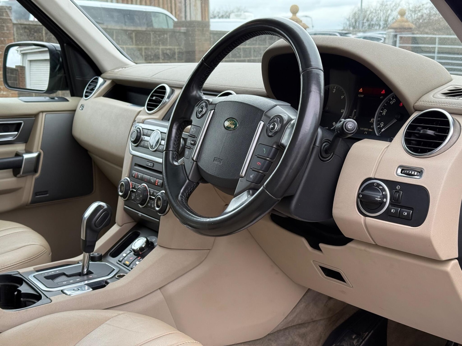 Used Land Rover Discovery 4 2009 for sale - 77597930: Photo 24