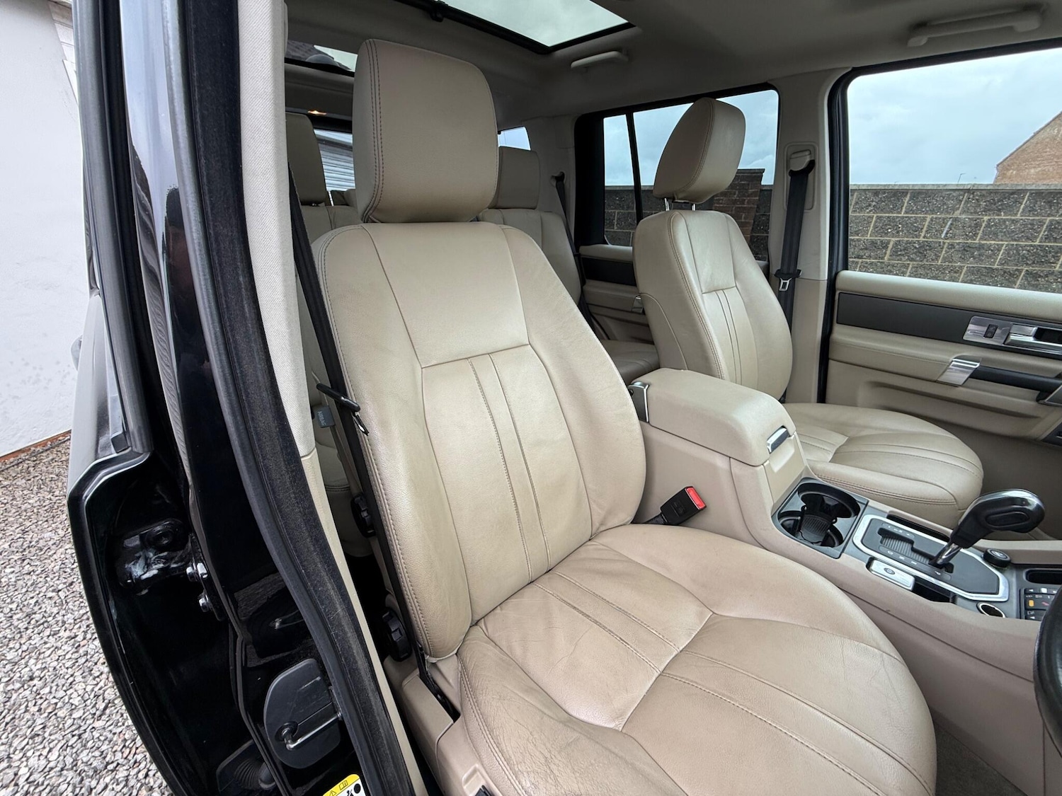 Used Land Rover Discovery 4 2009 for sale - 77597930: Photo 26