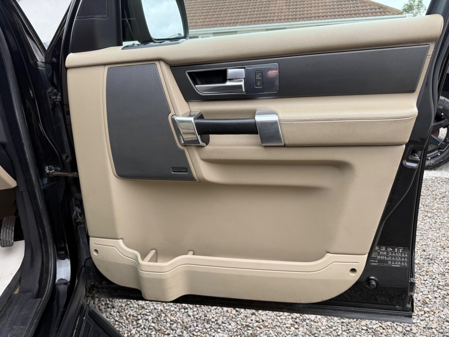 Used Land Rover Discovery 4 2009 for sale - 77597930: Photo 40