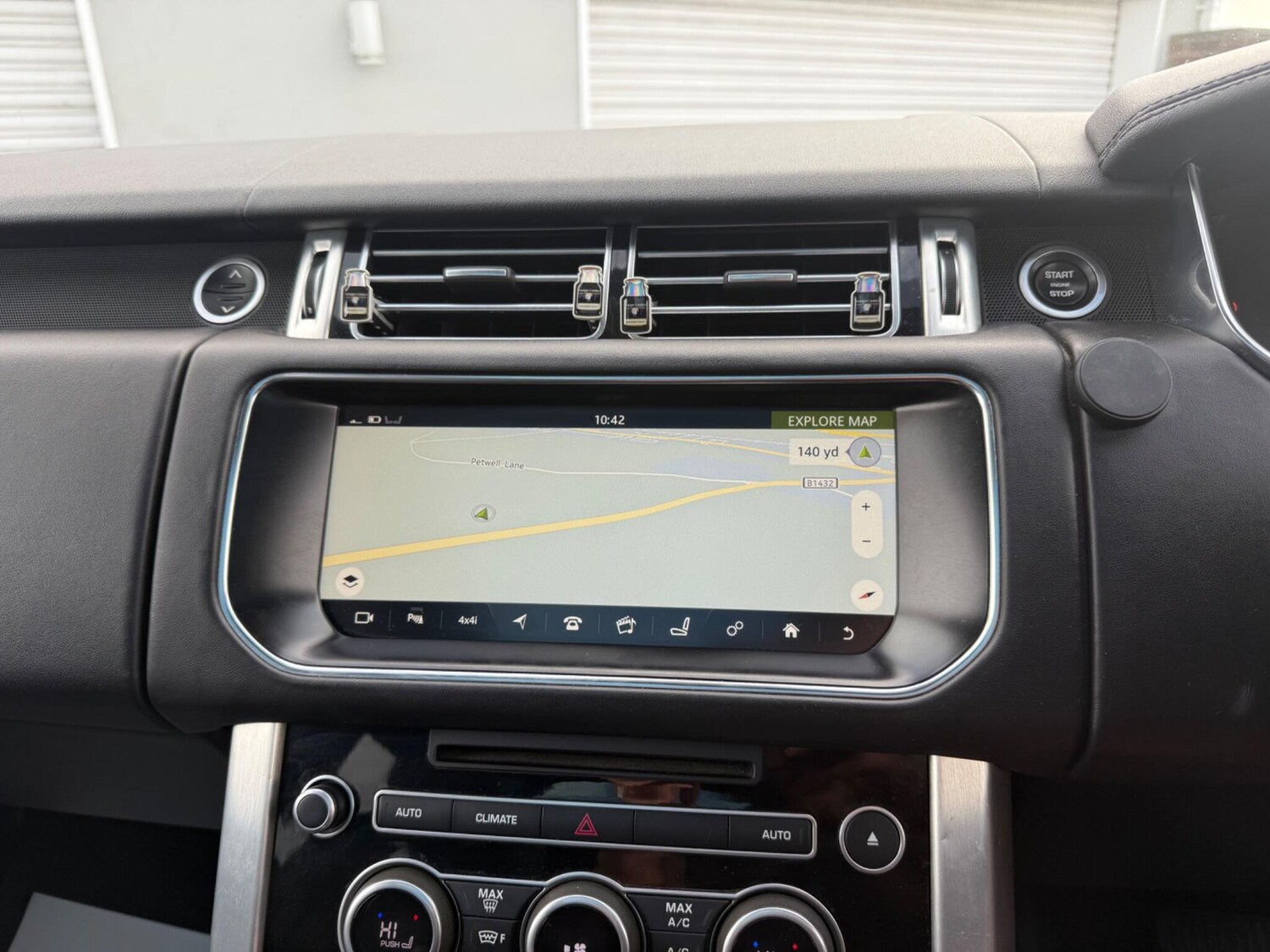 Used Land Rover Range Rover for sale - 76607405: Photo 43