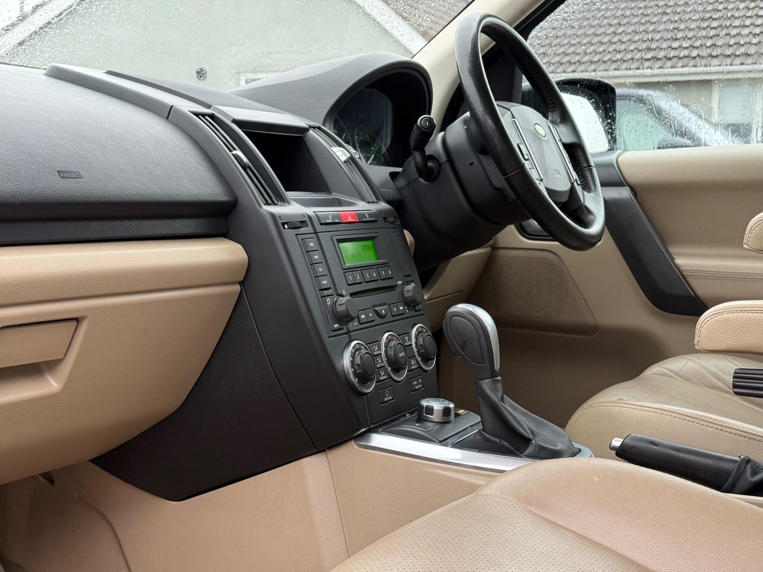 Used Land Rover Freelander 2 for sale - 77468927: Photo 2