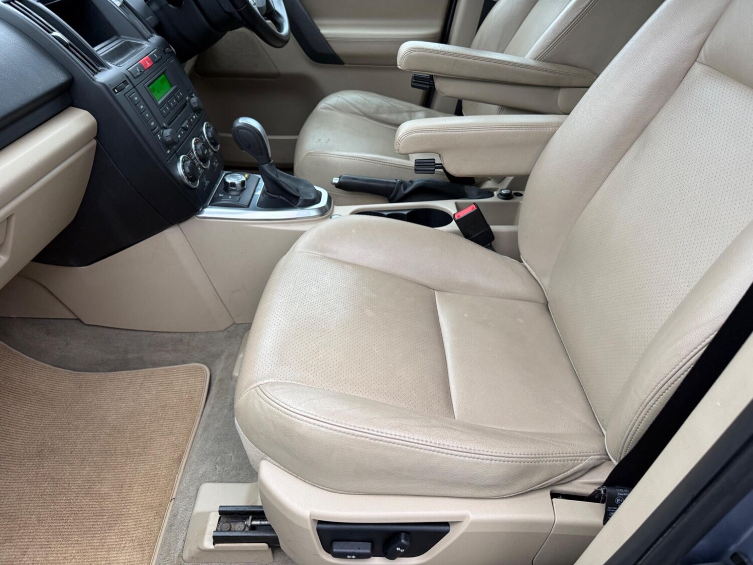 Used Land Rover Freelander 2 for sale - 77468927: Photo 20