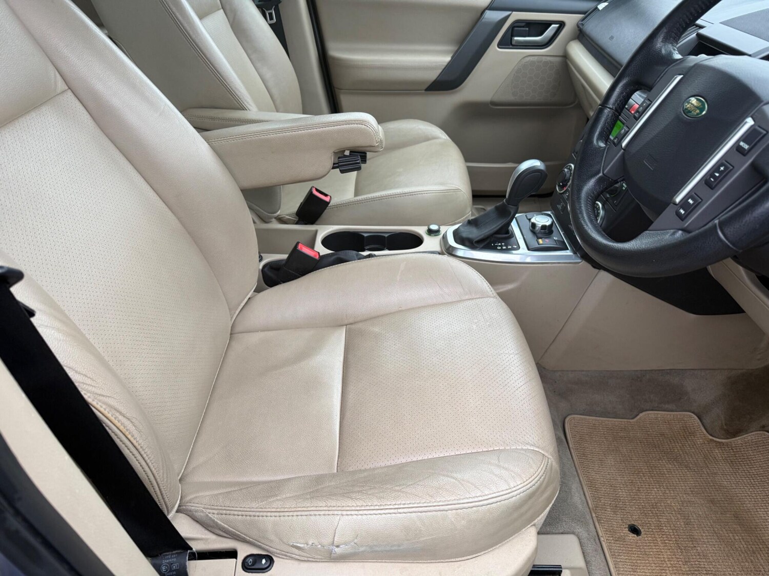 Used Land Rover Freelander 2 for sale - 77468927: Photo 25