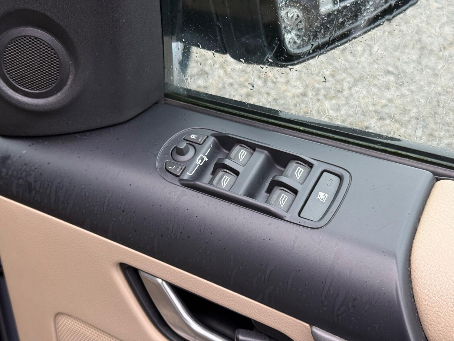 Used Land Rover Freelander 2 for sale - 77468927: Photo 45