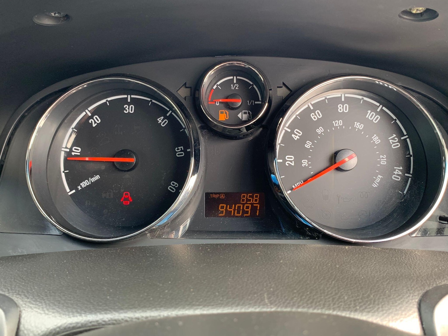 Used Vauxhall Antara 2012 for sale - 77882675: Photo 39