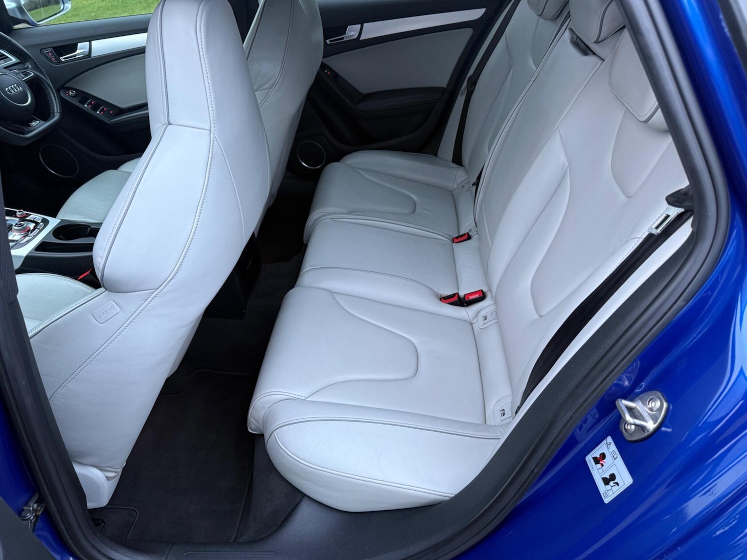 Used Audi RS4 2013 for sale - 77359175: Photo 25