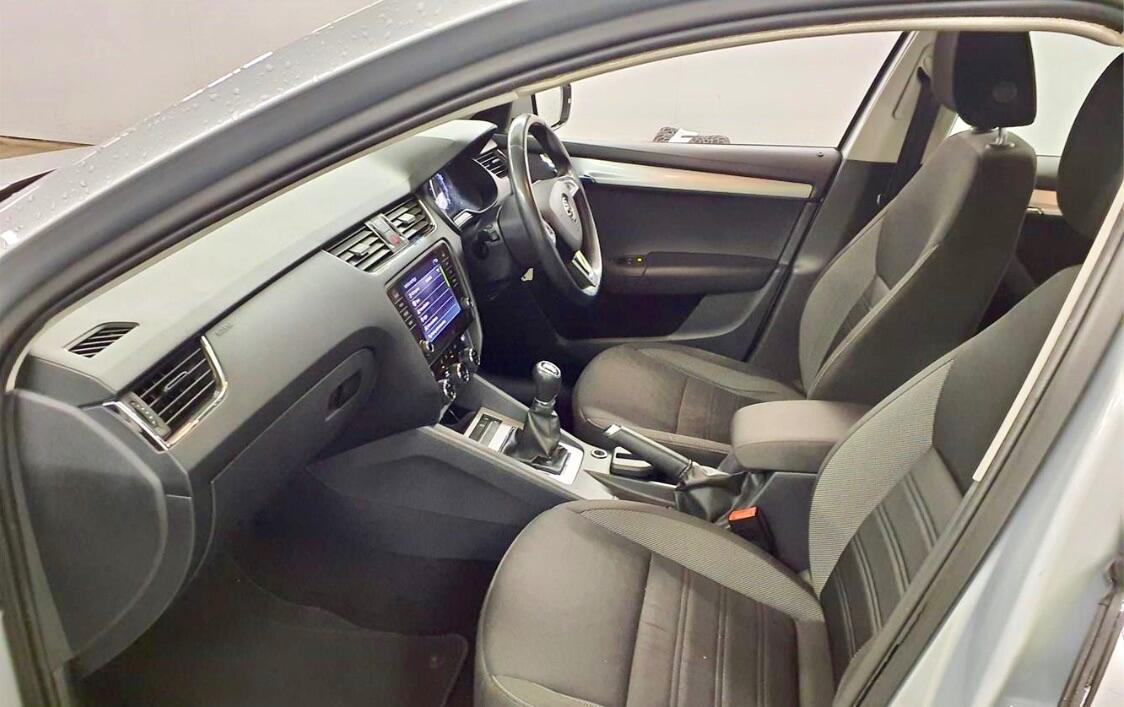 Used Skoda Octavia for sale - 76632746: Photo 2