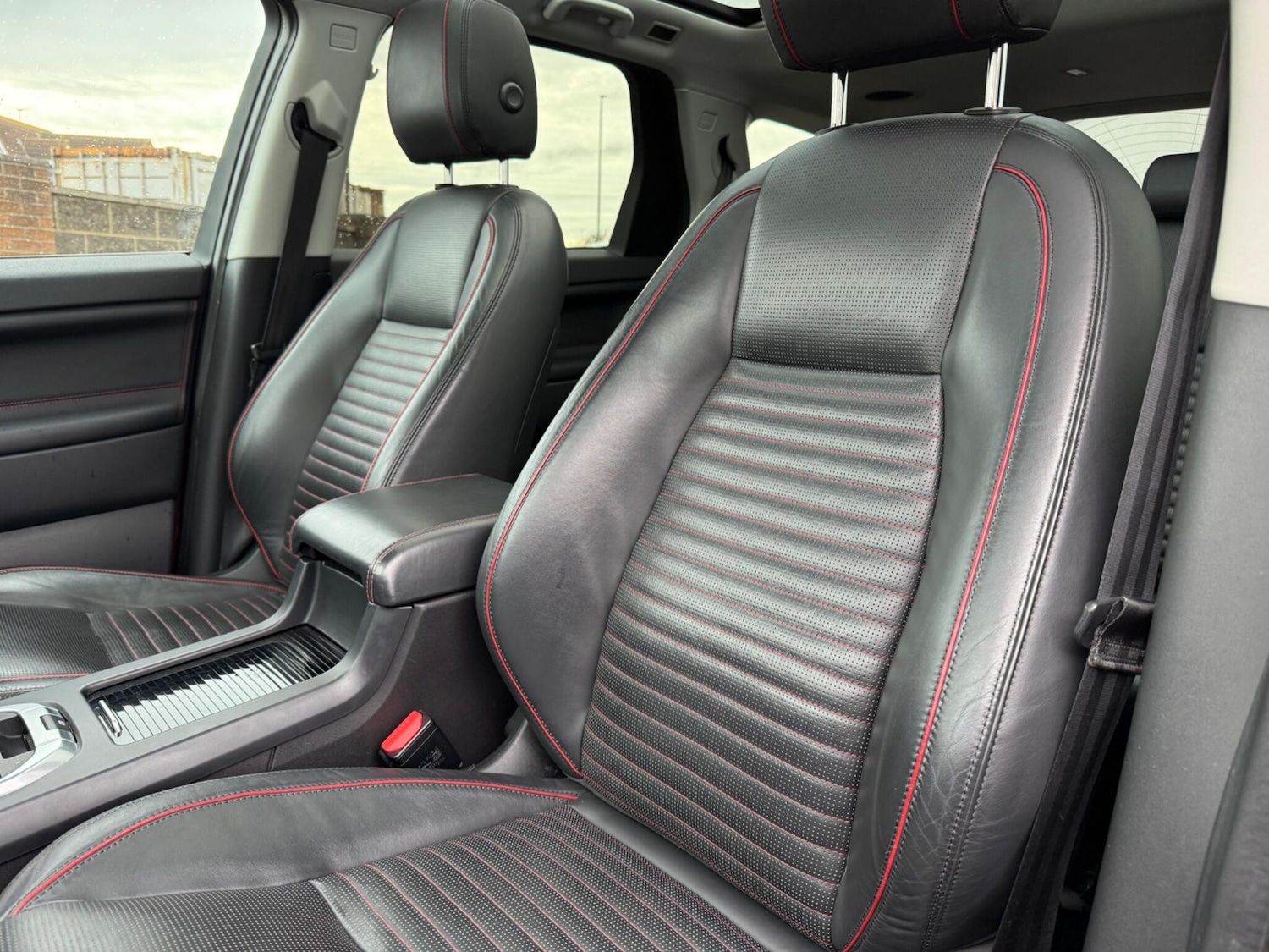 Used Land Rover Discovery Sport 2016 for sale - 76913720: Photo 21