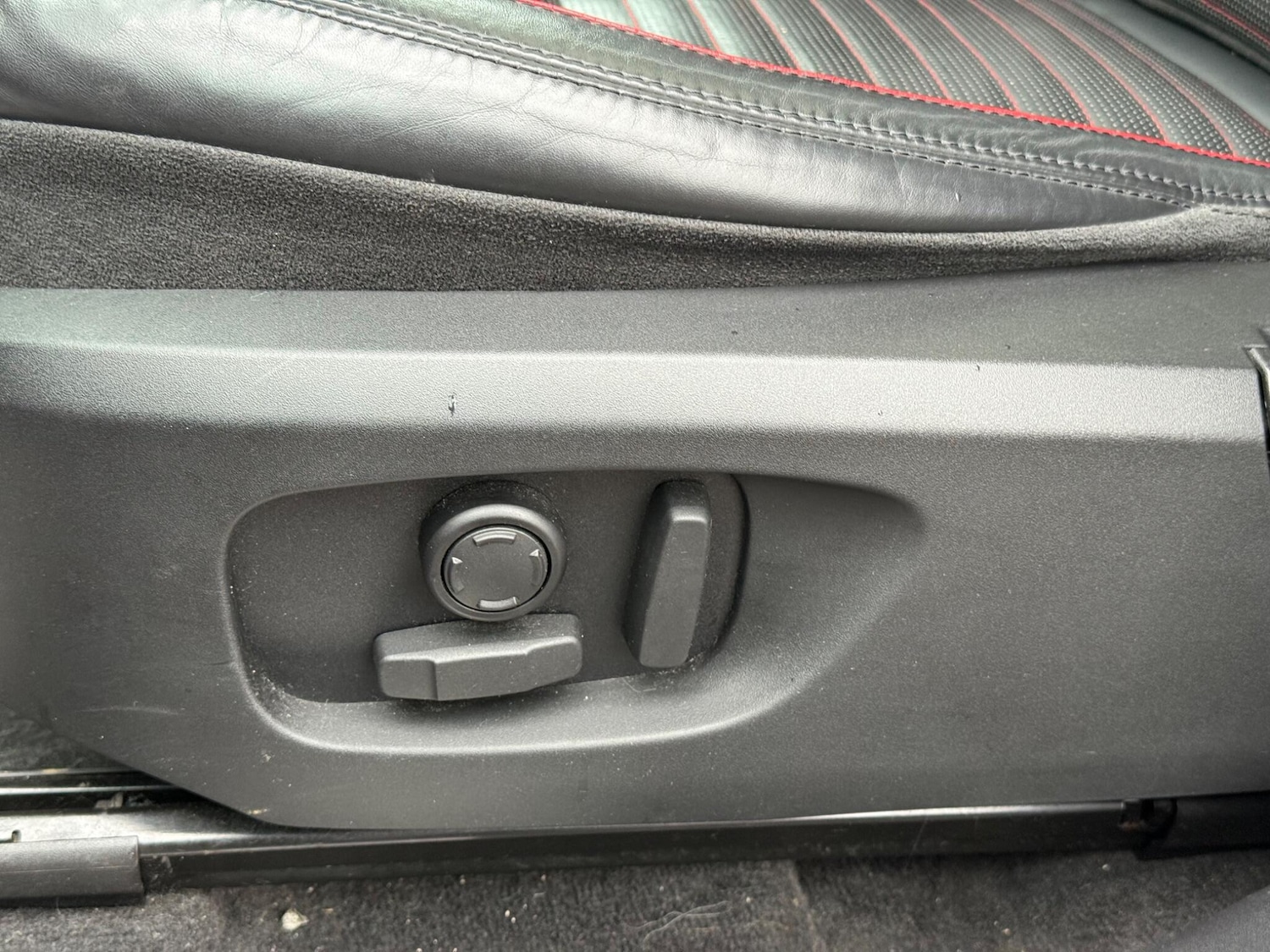 Used Land Rover Discovery Sport 2016 for sale - 76913720: Photo 22