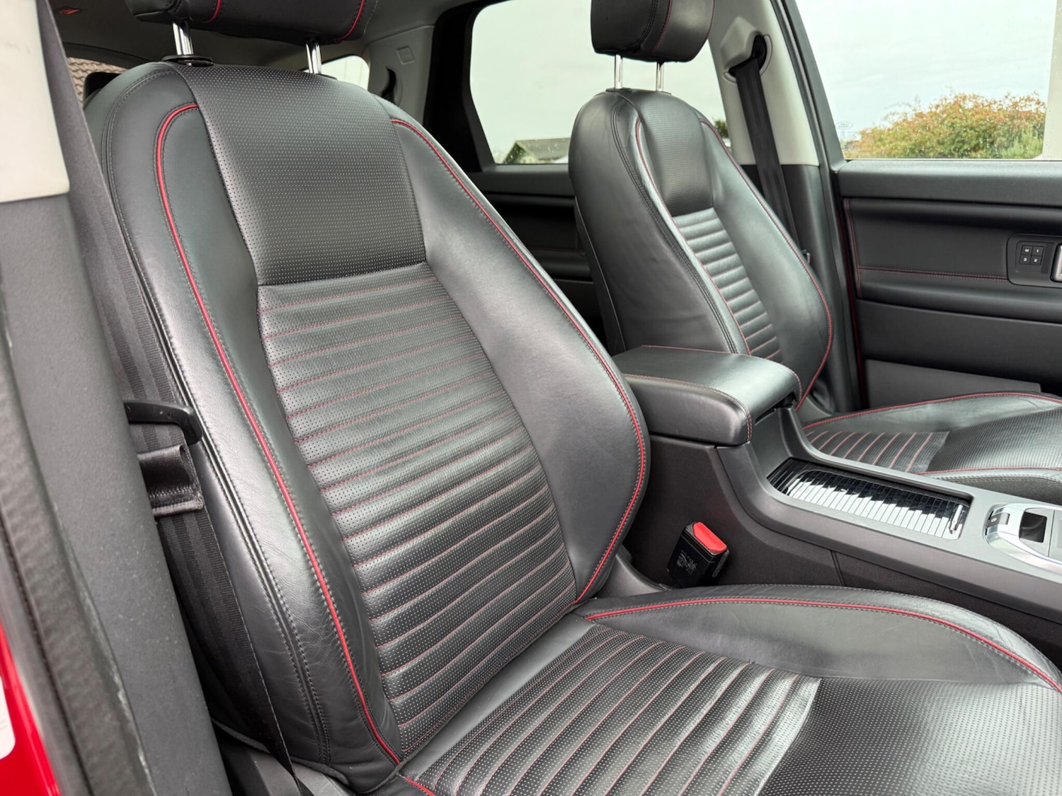 Used Land Rover Discovery Sport 2016 for sale - 76913720: Photo 26