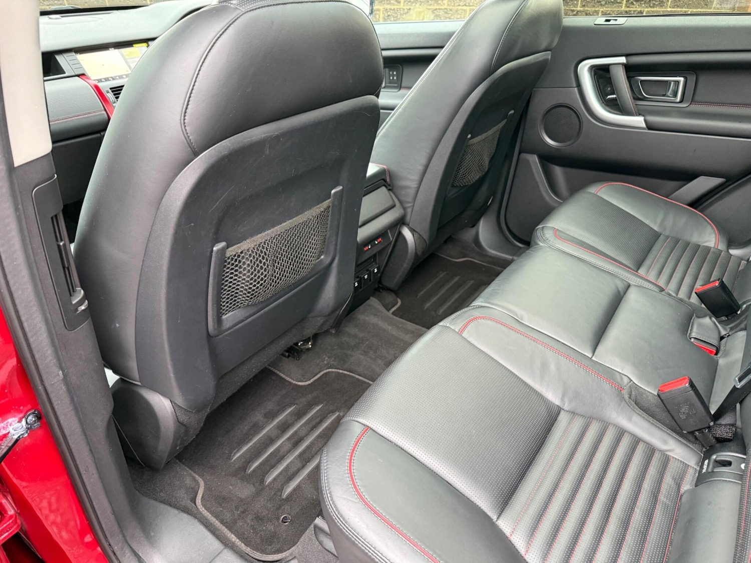 Used Land Rover Discovery Sport 2016 for sale - 76913720: Photo 30