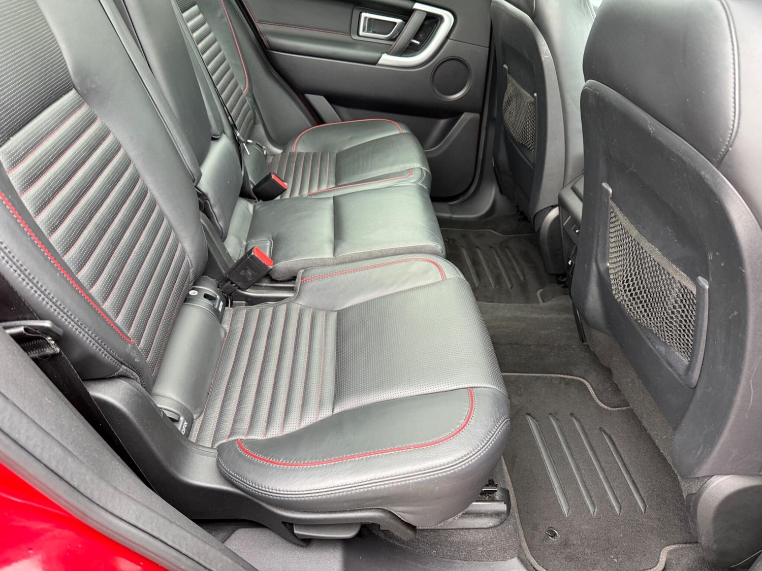 Used Land Rover Discovery Sport 2016 for sale - 76913720: Photo 32