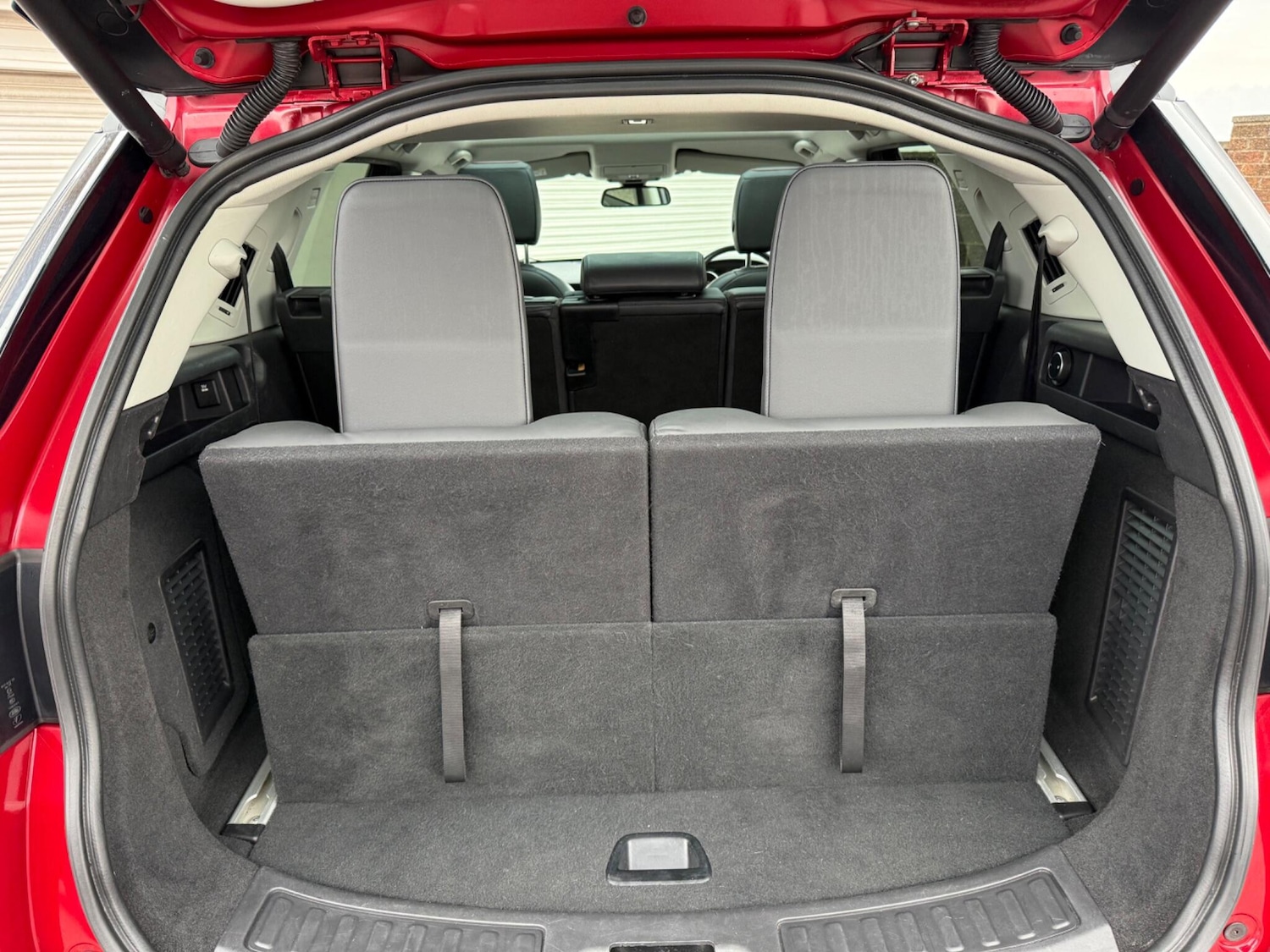 Used Land Rover Discovery Sport 2016 for sale - 76913720: Photo 36