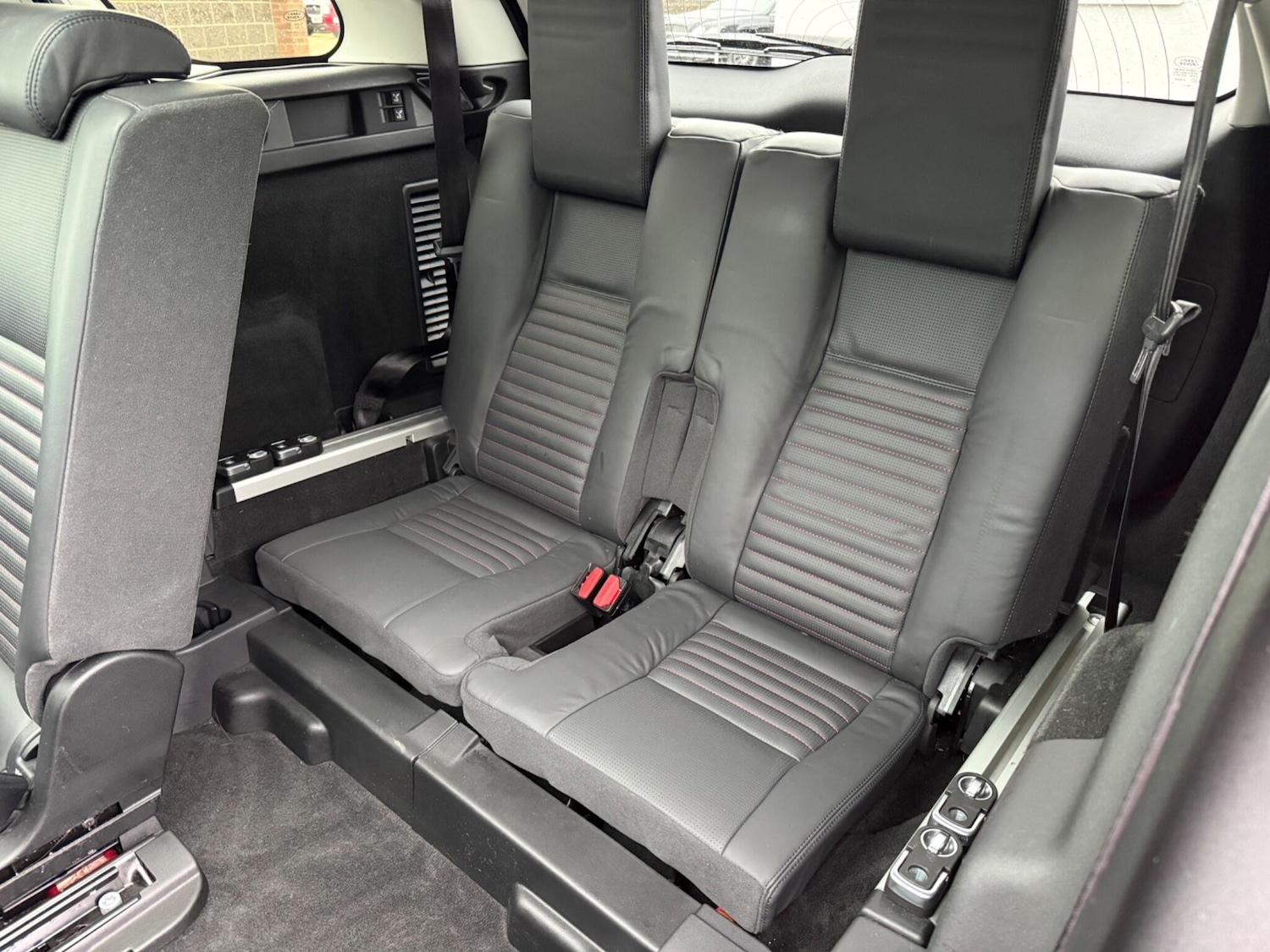 Used Land Rover Discovery Sport 2016 for sale - 76913720: Photo 37