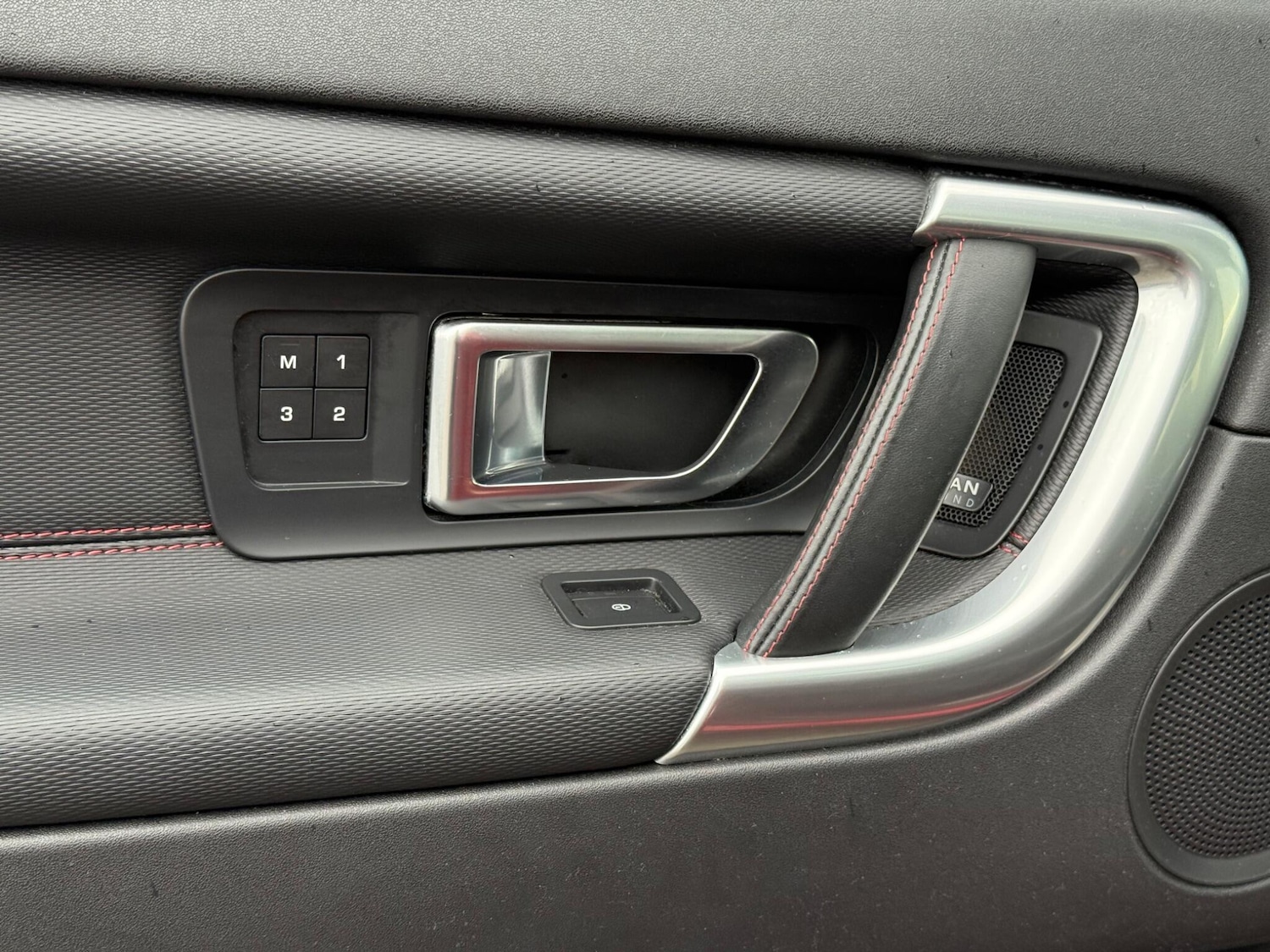 Used Land Rover Discovery Sport 2016 for sale - 76913720: Photo 42