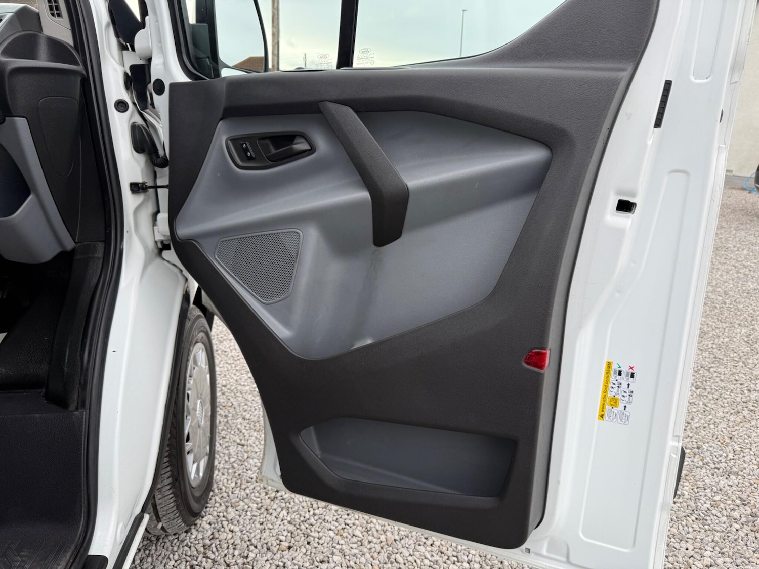 Used Ford Transit Custom 2017 for sale - 76997001: Photo 30