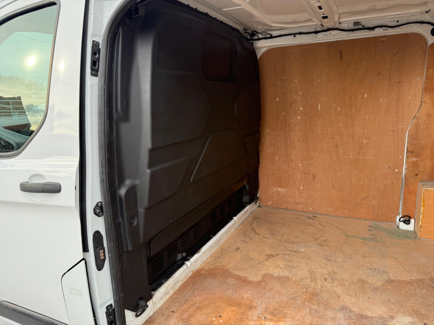 Used Ford Transit Custom 2017 for sale - 76997001: Photo 47