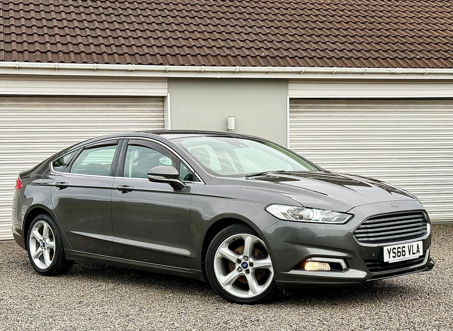 Used Ford Mondeo 2016 for sale - 76607417: Photo 1