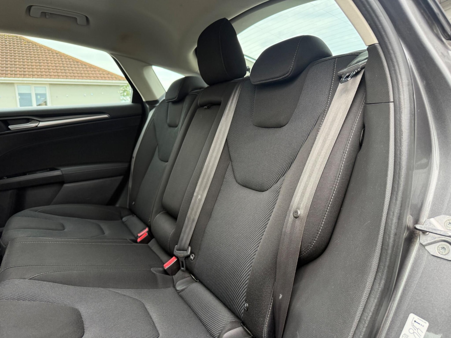 Used Ford Mondeo 2016 for sale - 76607417: Photo 28