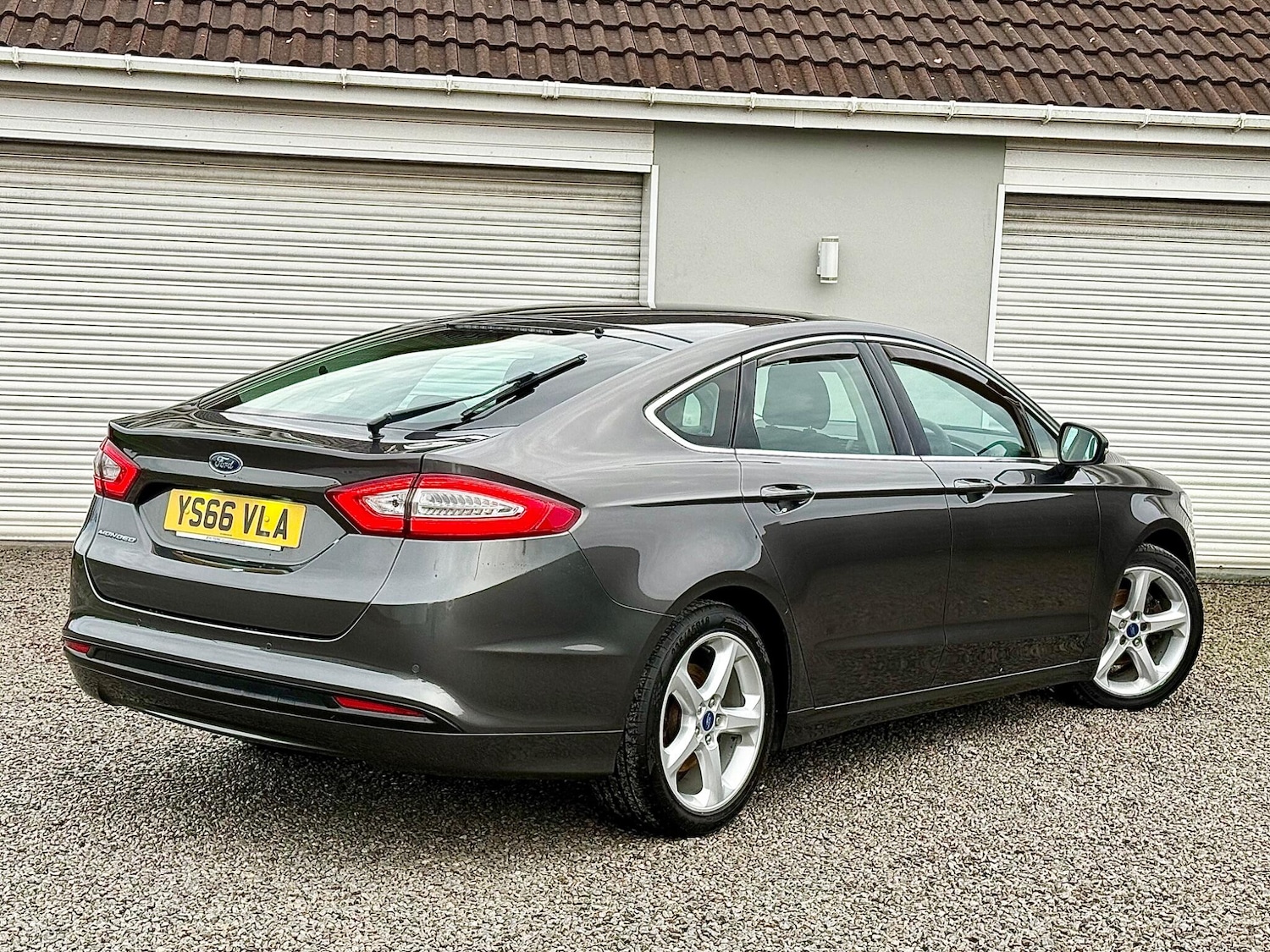 Used Ford Mondeo 2016 for sale - 76607417: Photo 3