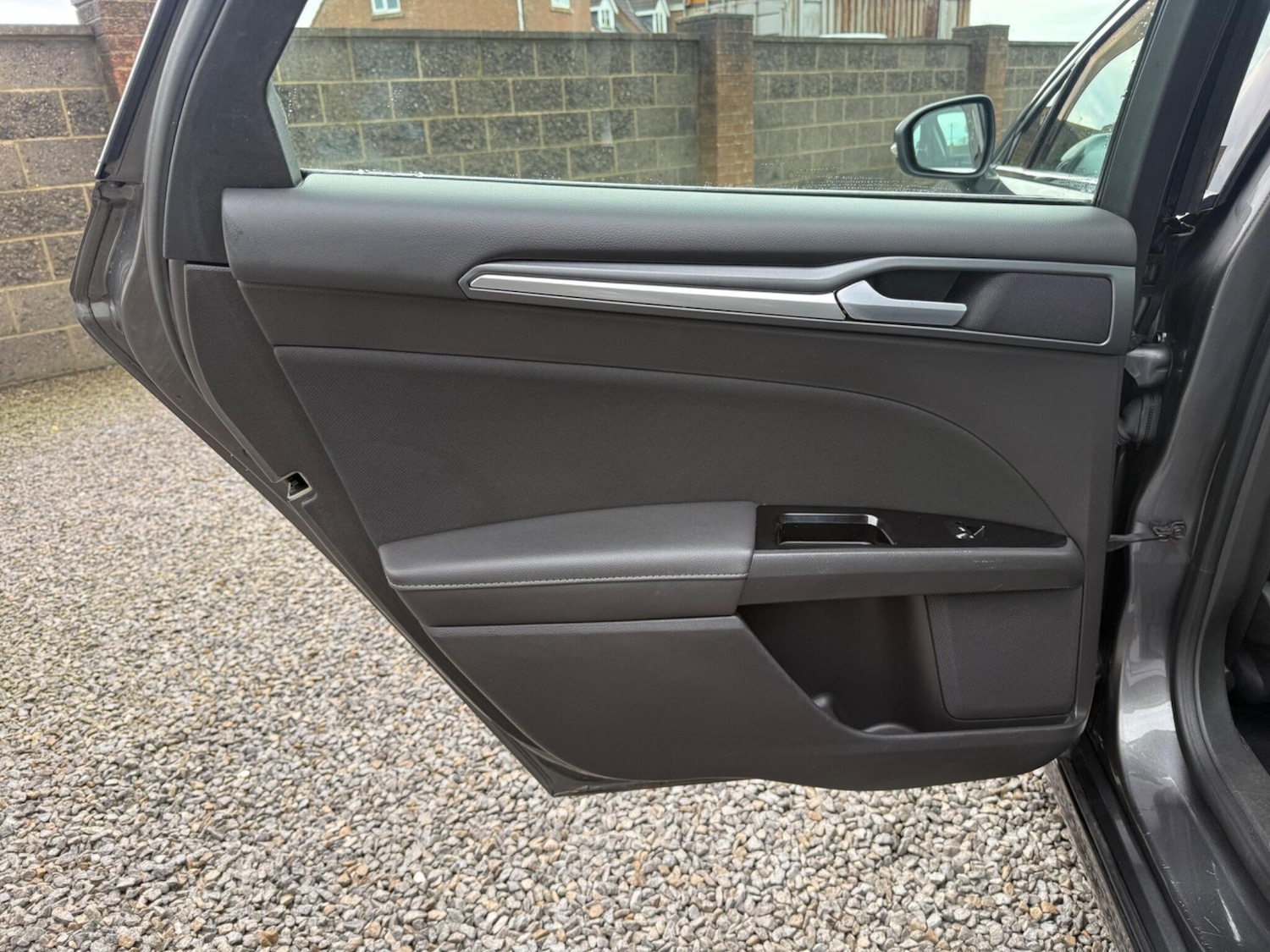 Used Ford Mondeo 2016 for sale - 76607417: Photo 33