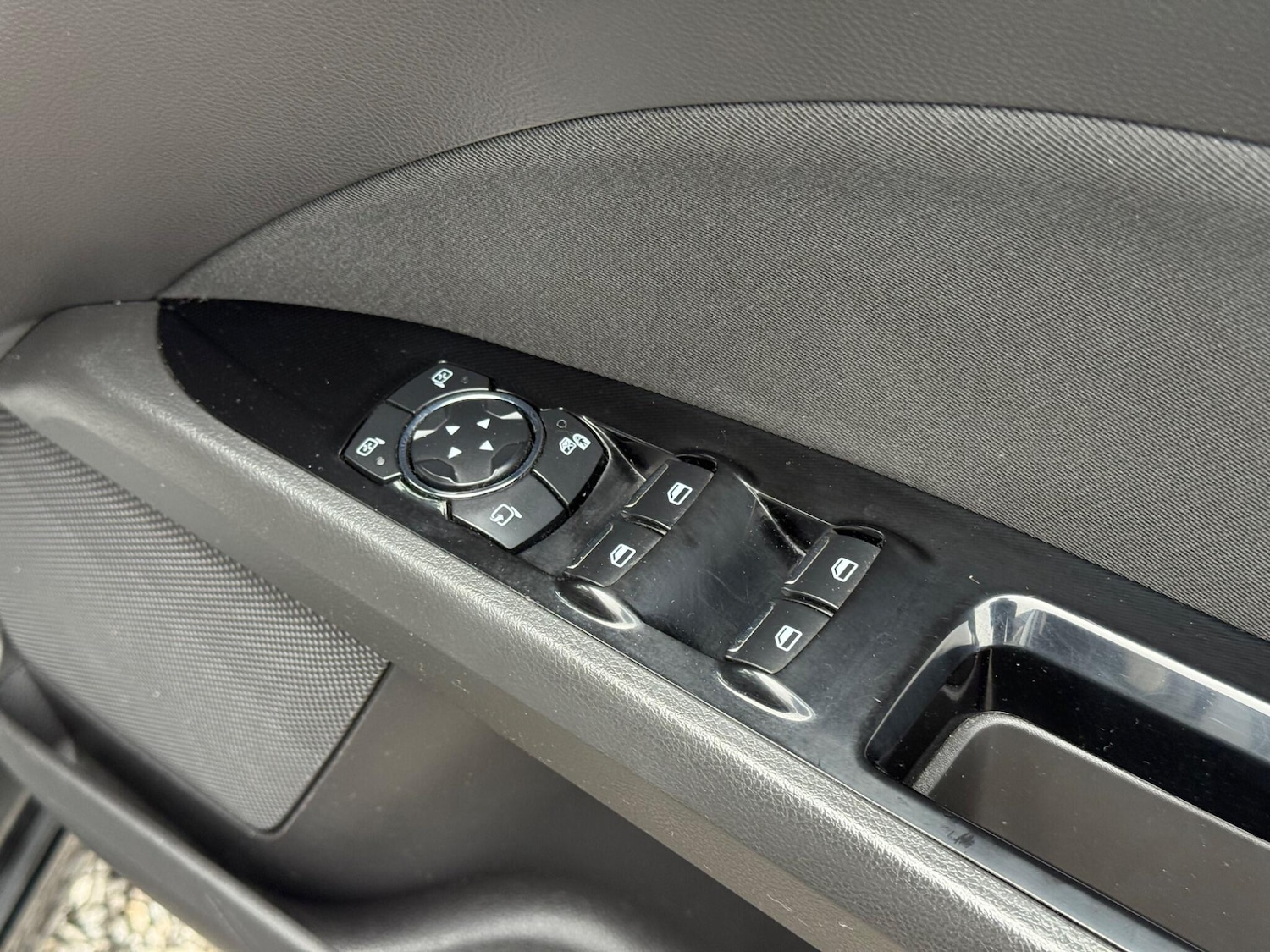 Used Ford Mondeo 2016 for sale - 76607417: Photo 41