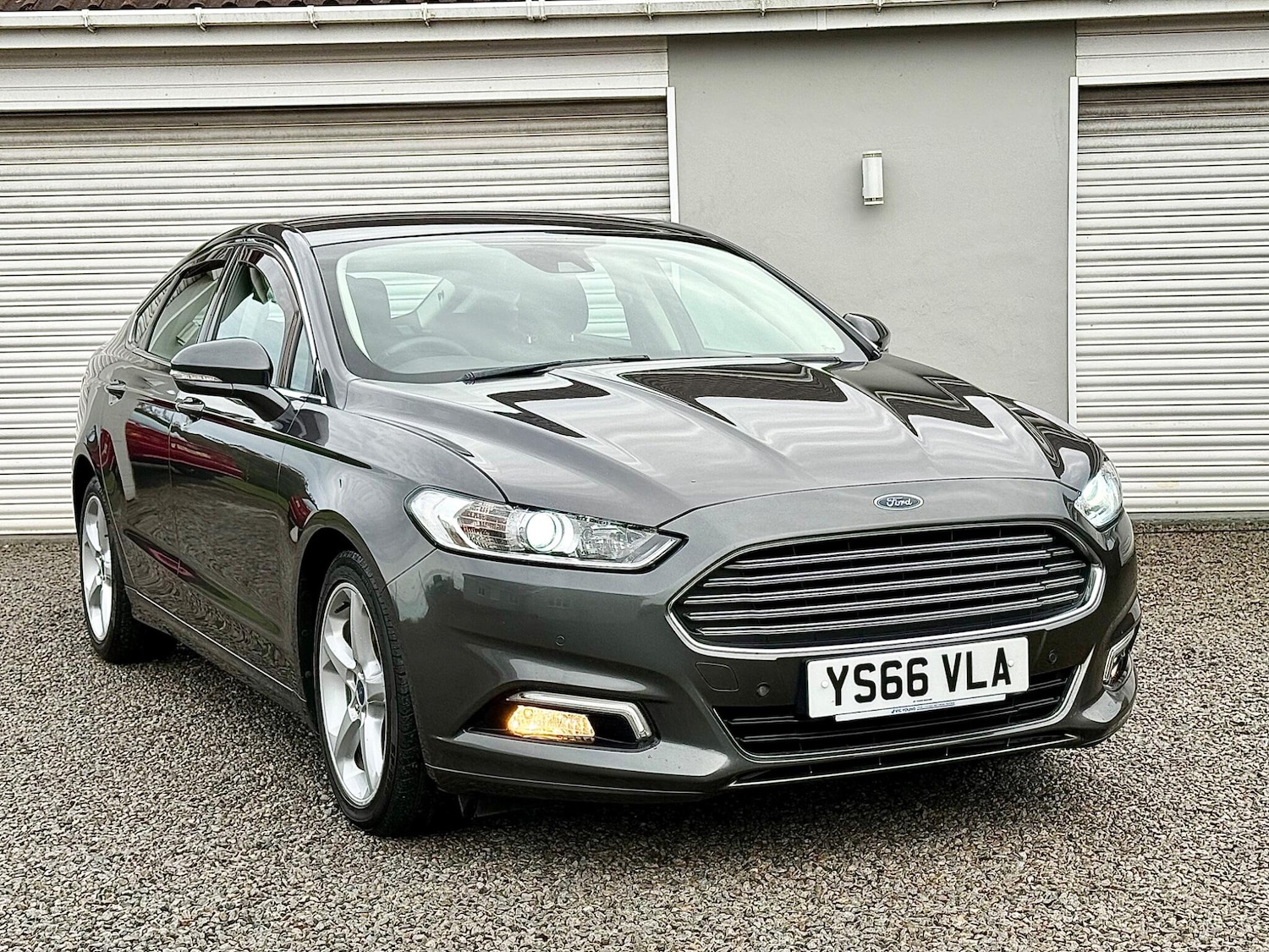 Used Ford Mondeo 2016 for sale - 76607417: Photo 7