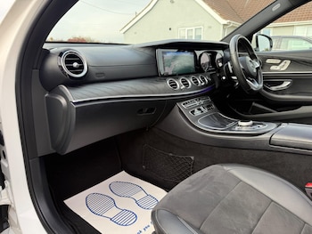 Used Mercedes-Benz E Class 2018 for sale - 76607420: Photo