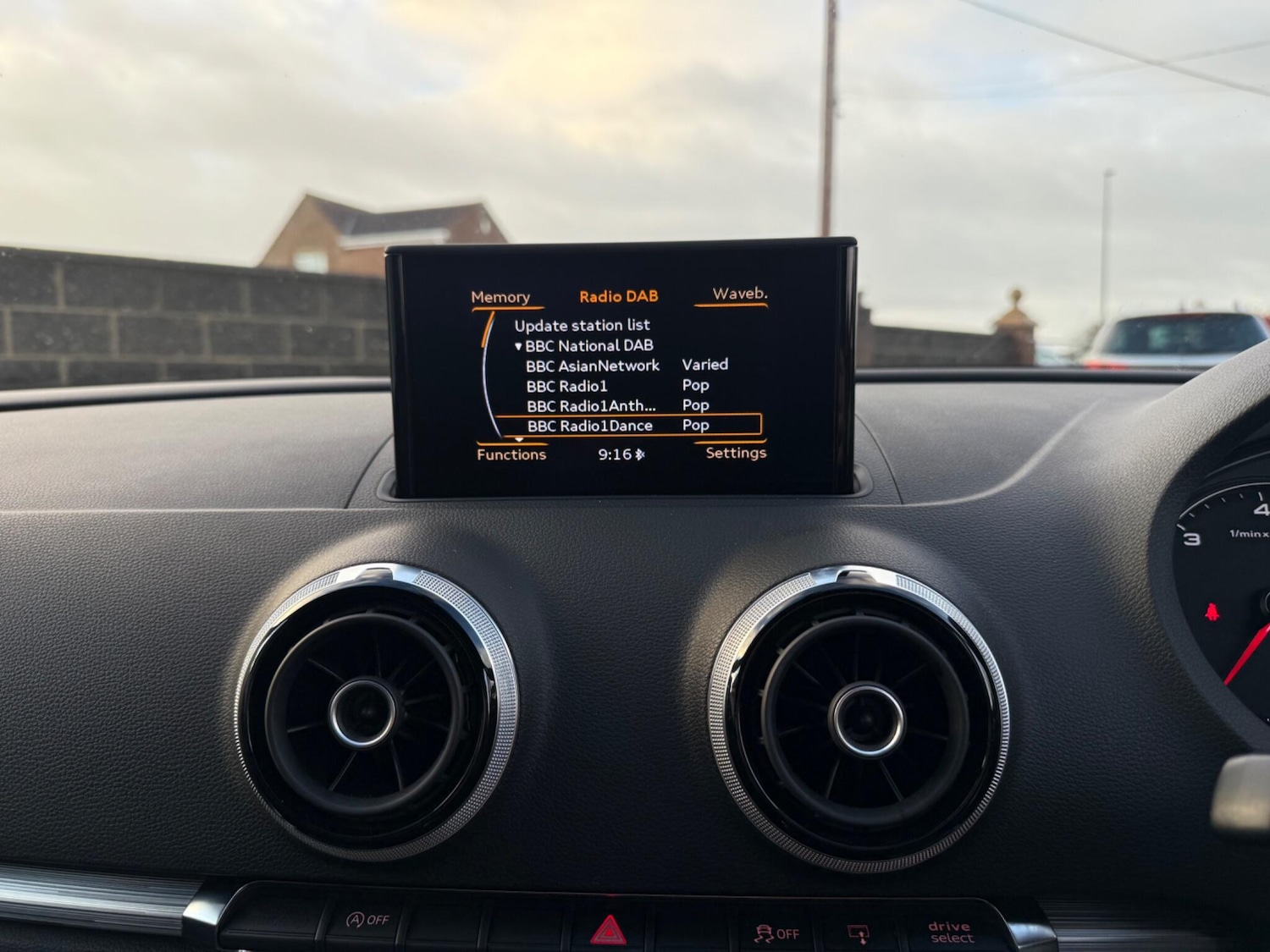 Used Audi A3 Cabriolet 2014 for sale - 76824608: Photo 32