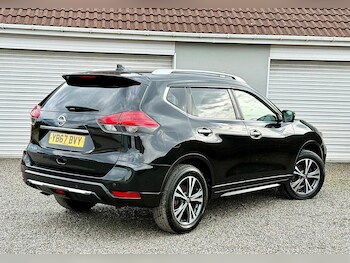 Used Nissan X-Trail 2017 for sale - 76607263: Photo