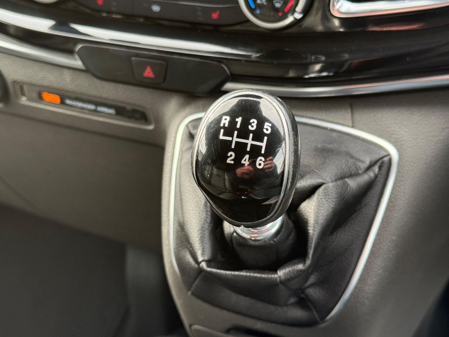 Used Ford Tourneo Custom 2020 for sale - 77599020: Photo 41