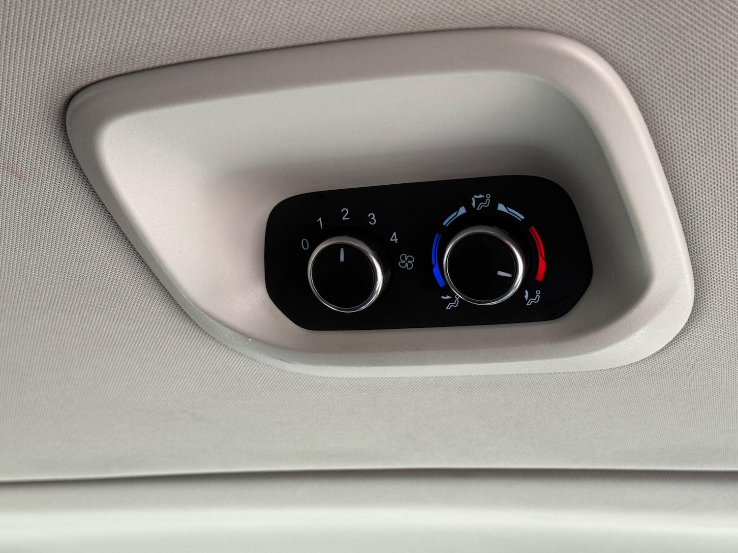 Used Ford Tourneo Custom 2020 for sale - 77599020: Photo 51