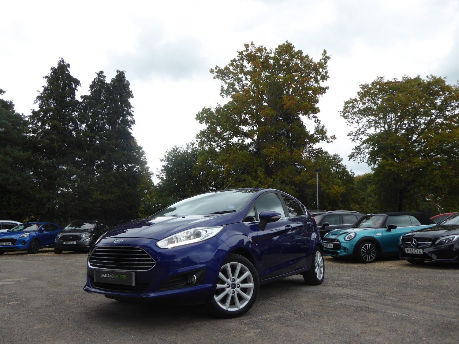 Used Ford Fiesta 2015 for sale - 76305491: Photo 1