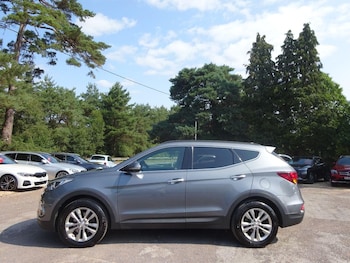 Used Hyundai Santa Fe 2017 for sale - 75575470: Photo