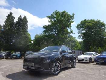 2022 - 64kWh Premium 5-Door