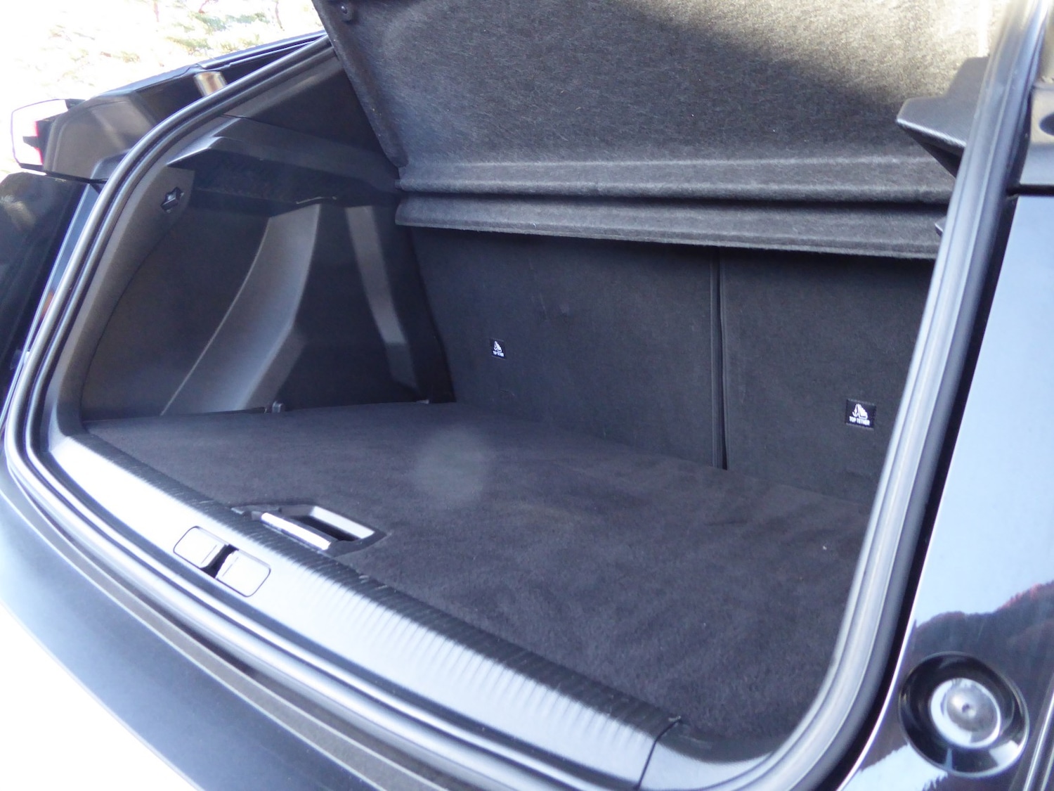 Used Peugeot 2008 2022 for sale - 76605803: Photo 14