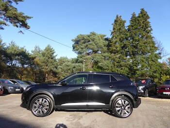 Used Peugeot 2008 2022 for sale - 76605803: Photo