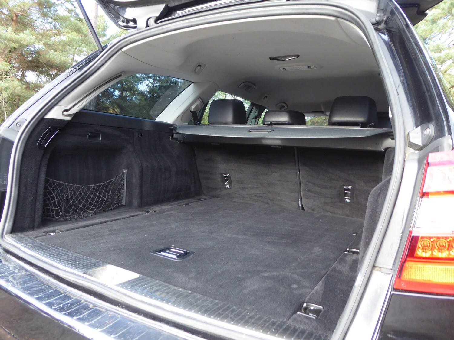 Used Mercedes-Benz E Class 2010 for sale - 76376879: Photo 14