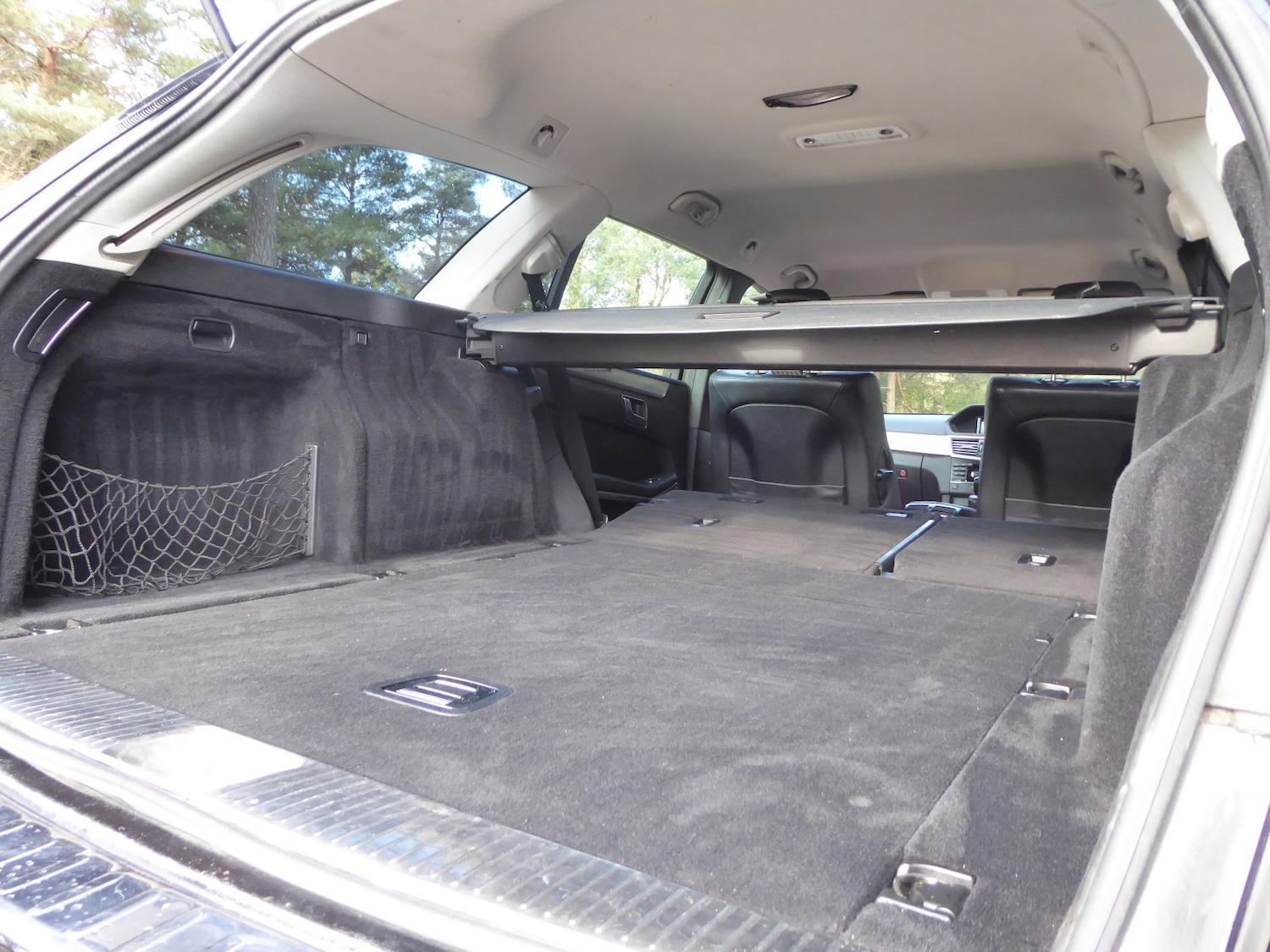 Used Mercedes-Benz E Class 2010 for sale - 76376879: Photo 15