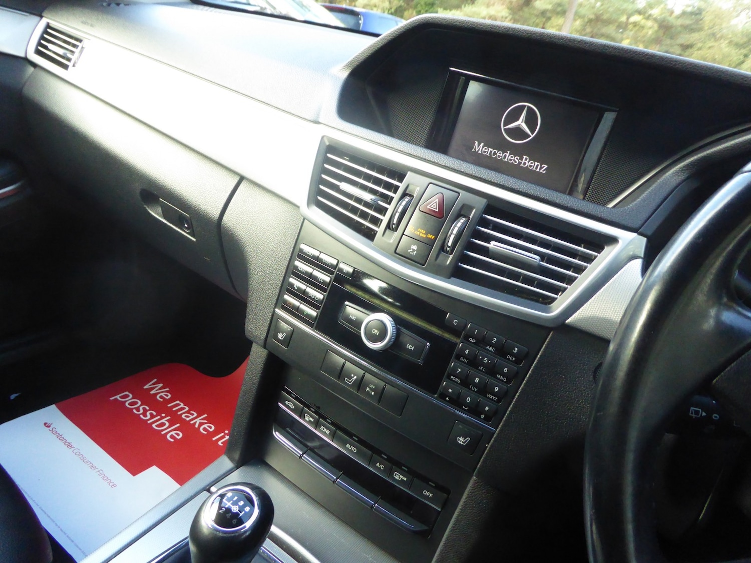 Used Mercedes-Benz E Class 2010 for sale - 76376879: Photo 19