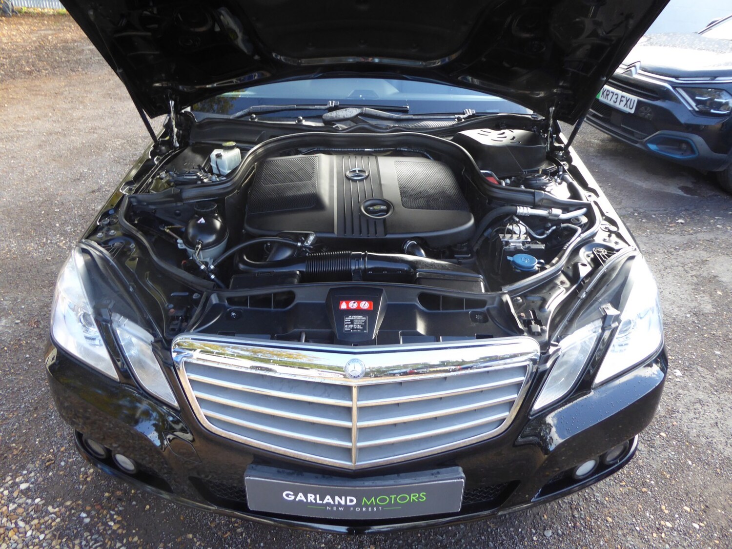 Used Mercedes-Benz E Class 2010 for sale - 76376879: Photo 38