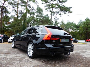 Used Volvo V90 2020 for sale - 76347171: Photo