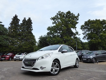 2013 - 1.2 VTi Allure 3-Door