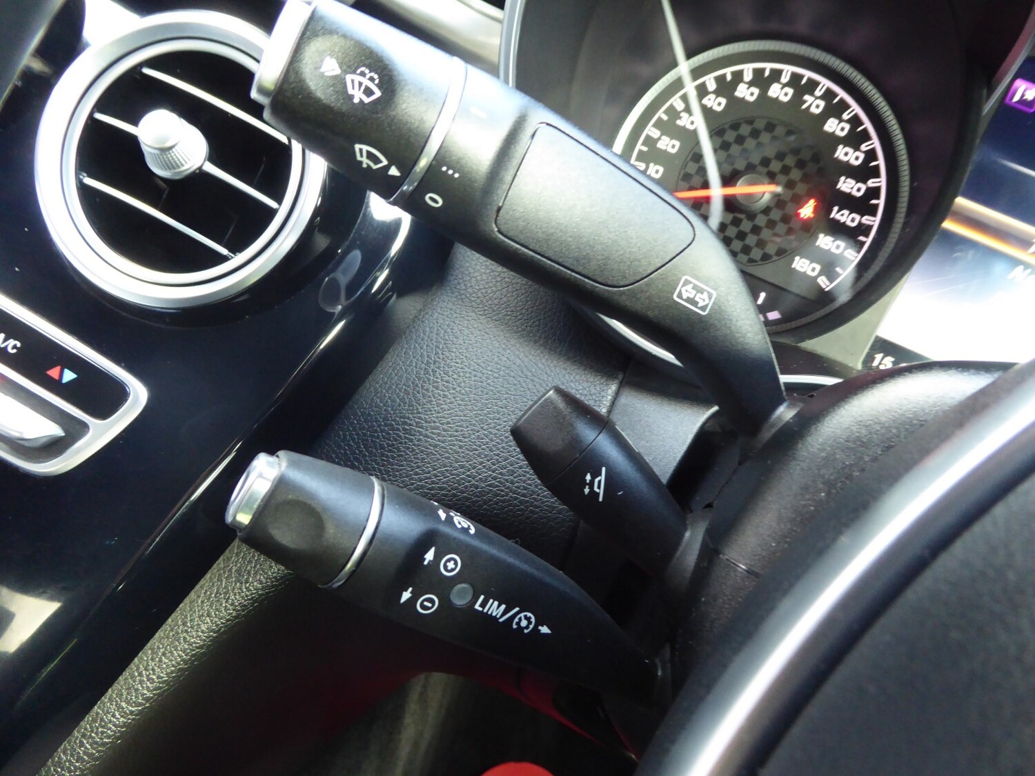 Used Mercedes-Benz C Class 2016 for sale - 76281355: Photo 37