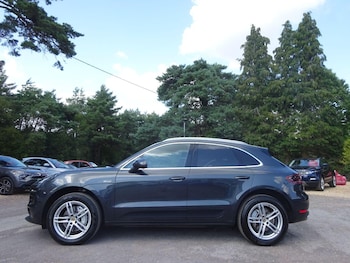 Used Porsche Macan 2017 for sale - 75575419: Photo