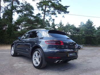 Used Porsche Macan 2017 for sale - 75575419: Photo