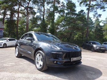 Used Porsche Macan 2017 for sale - 75575419: Photo