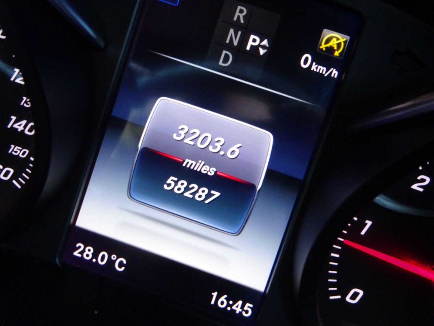 Used Mercedes-Benz C Class 2017 for sale - 76794657: Photo 32