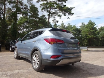 Used Hyundai Santa Fe 2017 for sale - 75575416: Photo