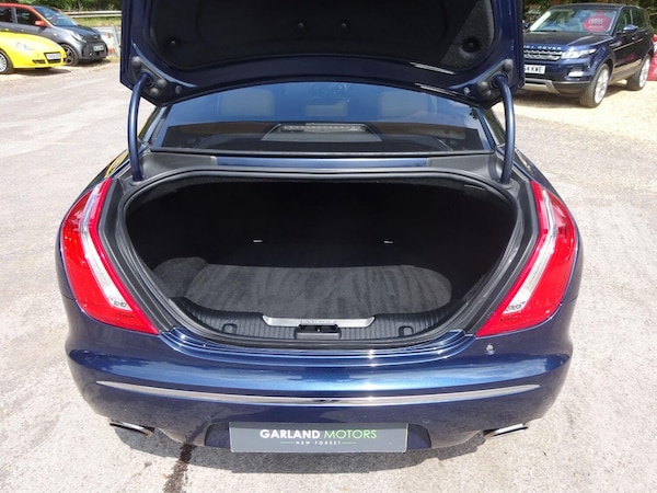 Used Jaguar XJ 2011 for sale - 75575474: Photo 16